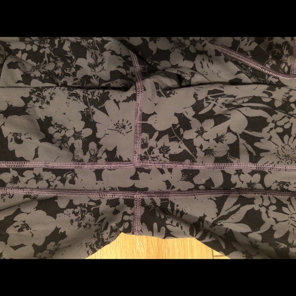 ♦️ Lululemon Aligns ♦️ - Picture 5 of 5